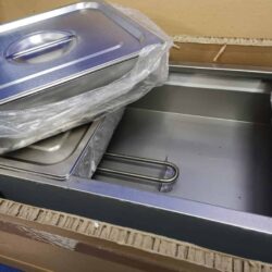 Bagnomaria erogatore con coperchio 3 x GN 1/2