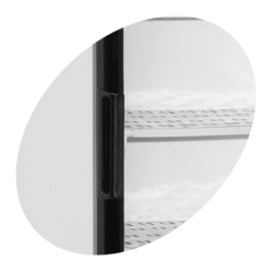 Congelatore con porta in vetro UFSC370G